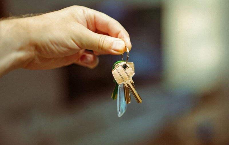 House keys symbolizing sales success