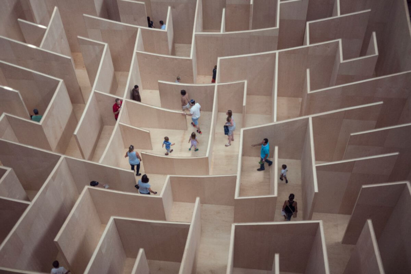 People lost in a labyrinth